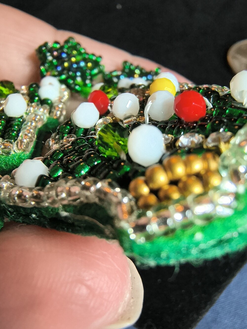 Vintage Handmade Beaded Christmas Tree Earrings Rhinestone Glass Bead - Picture 4 of 9